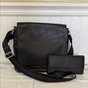 Coach heritage messenger bag F72362 with Hampton leather trifold wallet